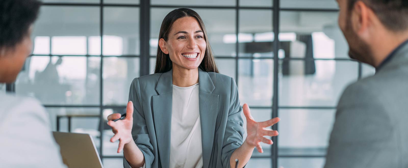 Business woman in a meeting with customers